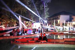 Amora Beach Resort Phuket