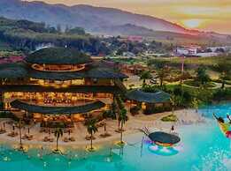 Amora Beach Resort Phuket