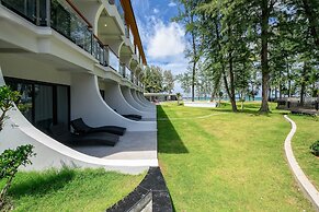 Amora Beach Resort Phuket