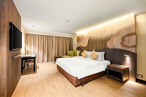 Amora Beach Resort Phuket