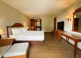 Amora Beach Resort Phuket