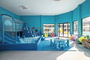 Amora Beach Resort Phuket