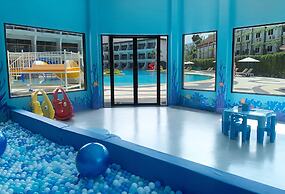 Amora Beach Resort Phuket