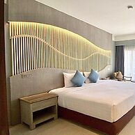 Amora Beach Resort Phuket