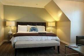 Glenmore Plaza Hotel