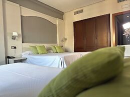 Hotel Mir Octavio