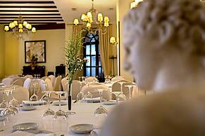 Hotel Alcázar de La Reina