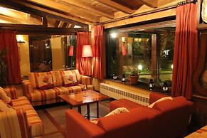 Hotel Saurat