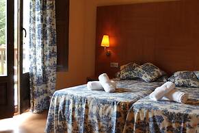 Hotel Saurat