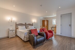 Charming Residence & Guest House Dom Manuel I (Adults only)