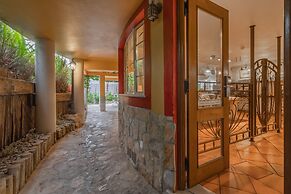 Charming Residence & Guest House Dom Manuel I (Adults only)