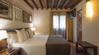 Hotel Abad Toledo