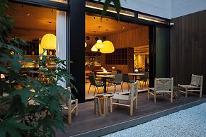 Hotel Zenit Conde De Borrell