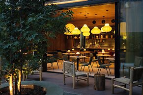 Hotel Zenit Conde De Borrell