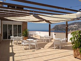 Hotel Almijara – Mares