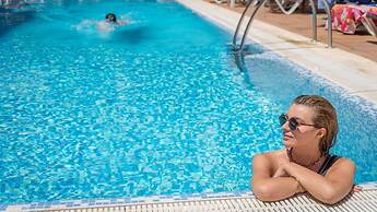 Hotel RH Royal - Recommended for Adults