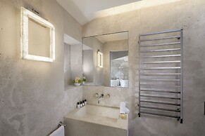 Palazzo Manfredi – Small Luxury Hotels of the World