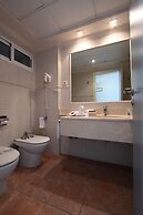 Hospedium Hotel Abril