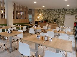 Hospedium Hotel Abril