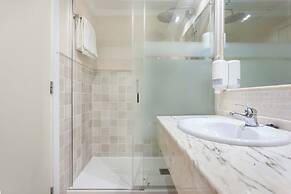 Hospedium Hotel Abril