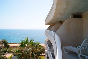 Apartamentos Palmera Beach