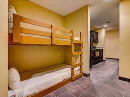 The Resort at Governor's Crossing