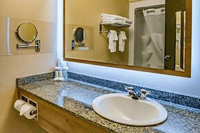 Quality Suites Drummondville