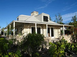 Fernandez Bay Village