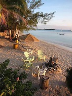 Fernandez Bay Village