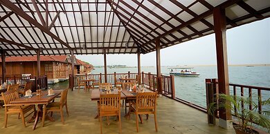 Poovar Island Resort