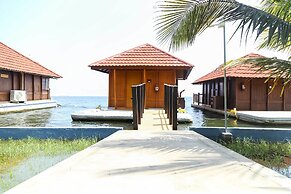 Poovar Island Resort