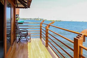 Poovar Island Resort