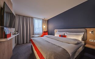 Holiday Inn Express Frankfurt Messe by IHG