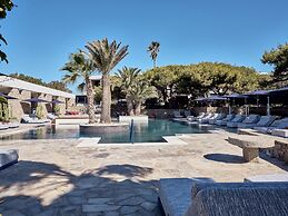 Mykonos Theoxenia, a Member of Design Hotels