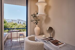 Mykonos Theoxenia, a Member of Design Hotels