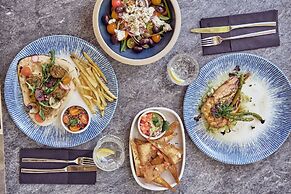 Mykonos Theoxenia, a Member of Design Hotels