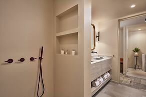 Mykonos Theoxenia, a Member of Design Hotels