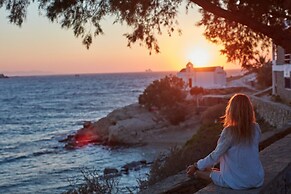 Mykonos Theoxenia, a Member of Design Hotels