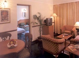 Renest Shraddha Inn - Shirdi