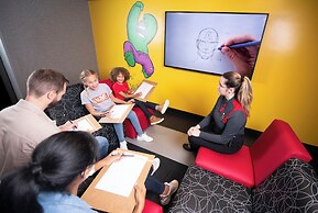 Disney Hotel New York - The Art of Marvel