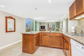 Luana Waikiki Hotel & Suites