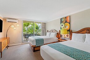 Luana Waikiki Hotel & Suites