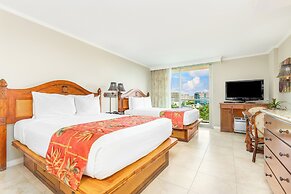 Luana Waikiki Hotel & Suites