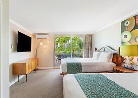 Luana Waikiki Hotel & Suites