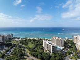 Luana Waikiki Hotel & Suites