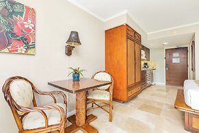Luana Waikiki Hotel & Suites