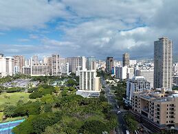 Luana Waikiki Hotel & Suites