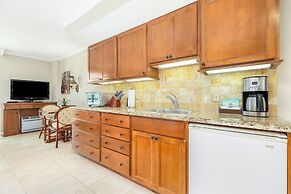 Luana Waikiki Hotel & Suites