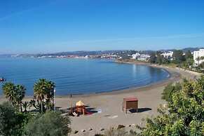 H10 Estepona Palace