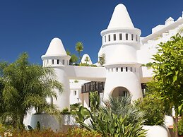 H10 Estepona Palace